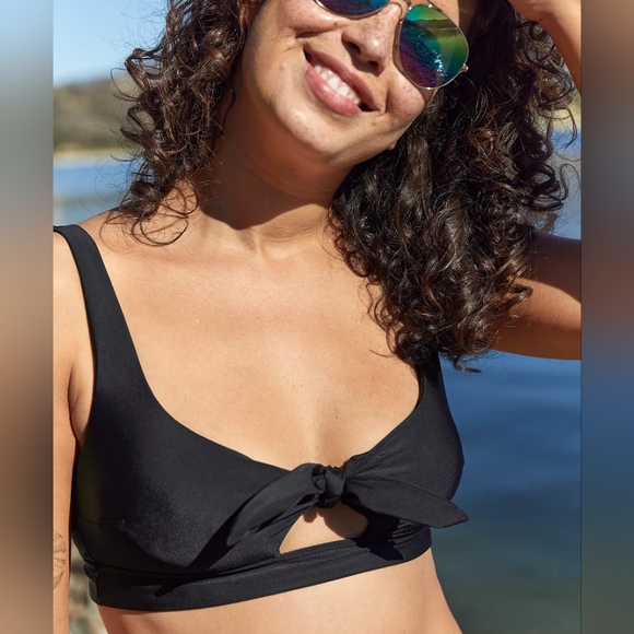 American Eagle Aerie tie banded wide-strap scoop bikini top NWT - Picture 1 of 7